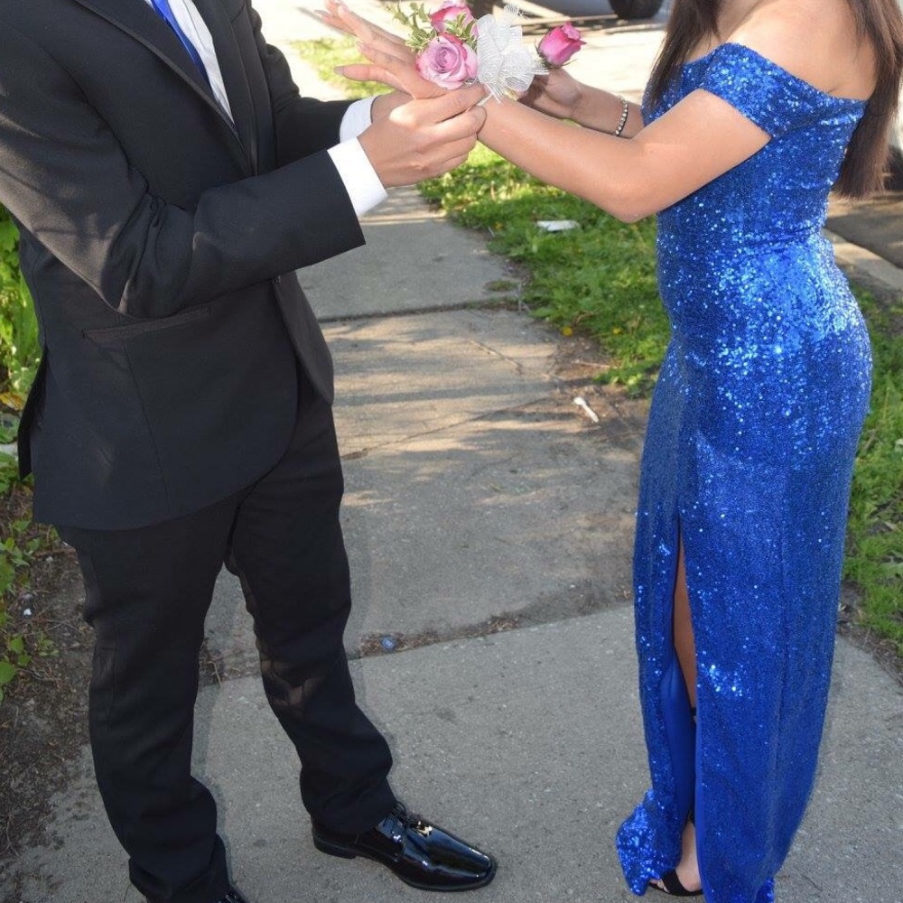 Prom Dress - Picture 5 of 5